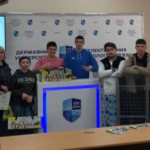 У ДУІТЗ нагородили переможців огляду-конкурсу на кращу кімнату студентського гуртожитку