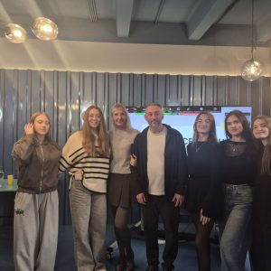 Здобувачі вищої освіти-психологи ДУІТЗ долучилися до події «День з психологічним простором ЦДК»