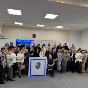 В ДУІТЗ відбувся міжнародний воркшоп про сучасні освітні тренди та протидію кіберхейту