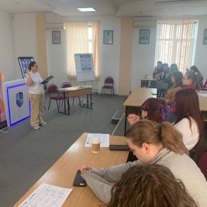 У ДУІТЗ відбувся тренінг для студентів про партнерські стосунки без насильства